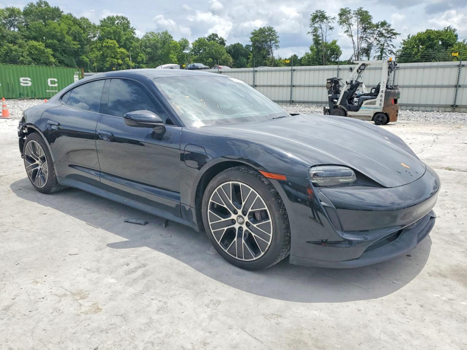 Porsche TAYCAN 2022 — Copart