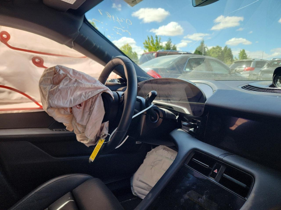 Porsche TAYCAN 2020 — Copart