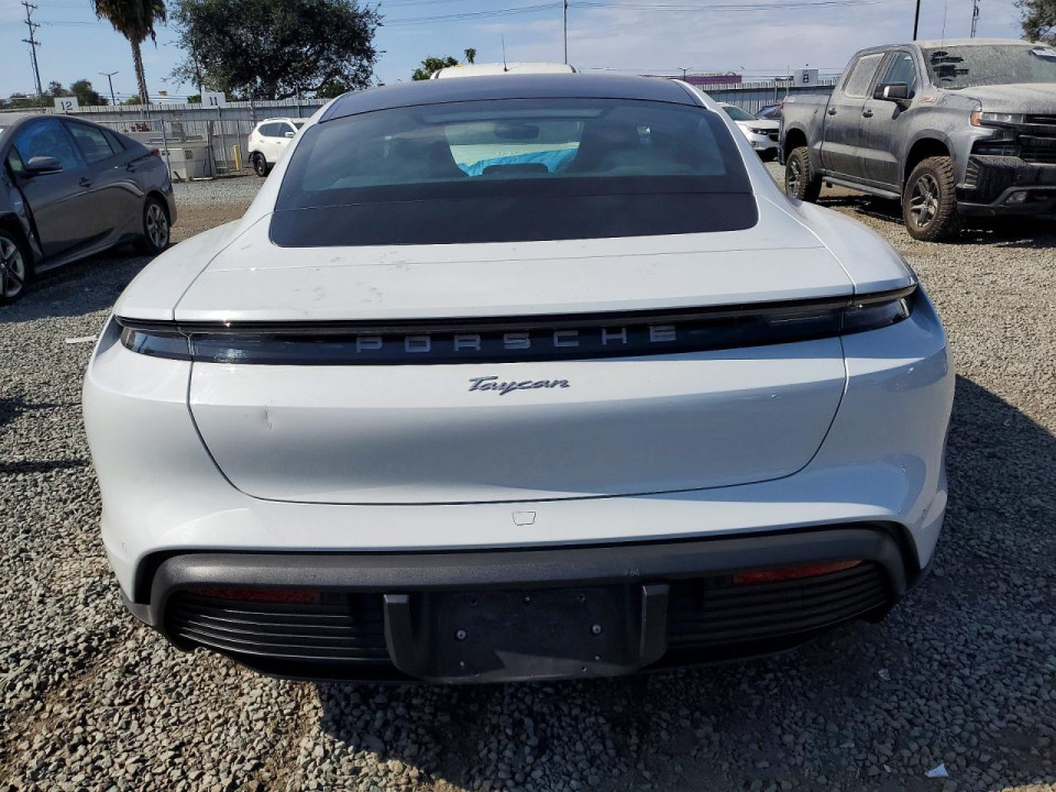 Porsche TAYCAN 2021 — Copart