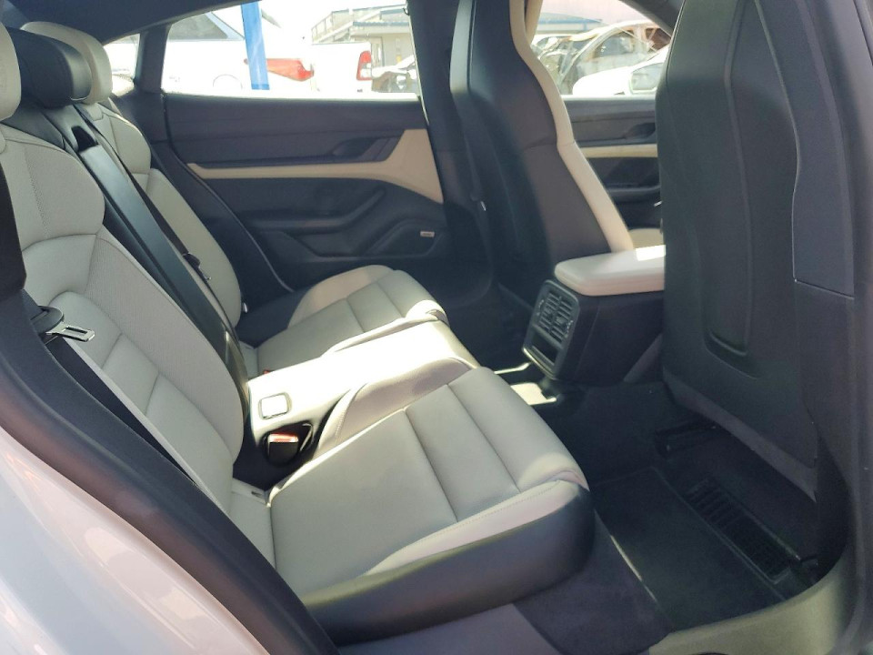 Porsche TAYCAN 2021 — Copart
