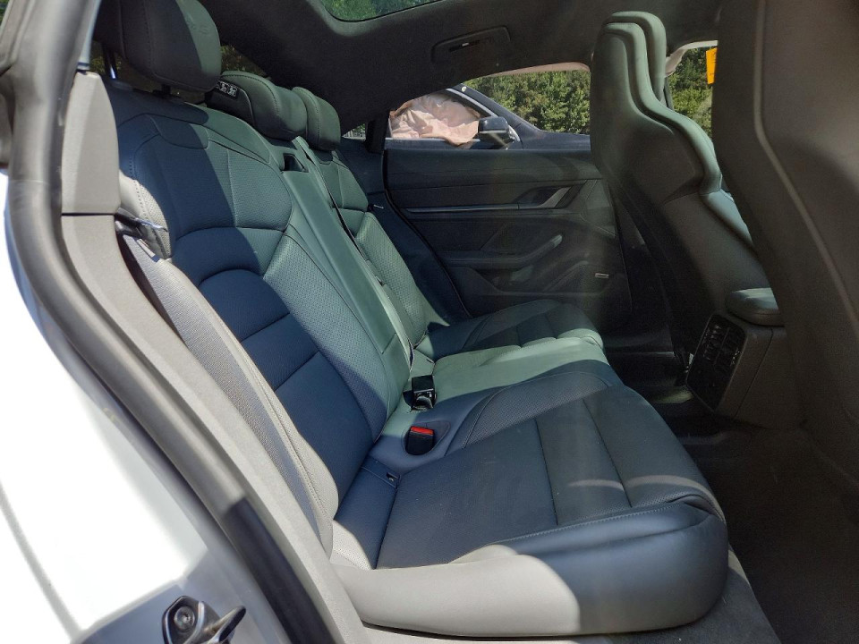 Porsche TAYCAN 2022 — Copart