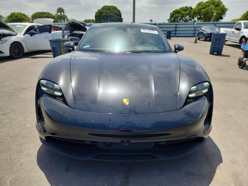 Porsche TAYCAN 2022 — Copart