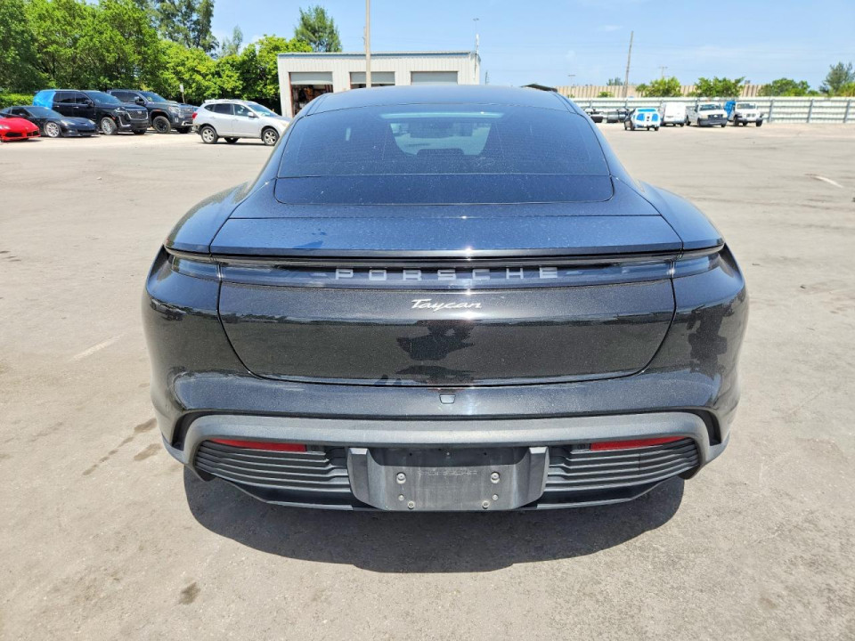 Porsche TAYCAN 2022 — Copart
