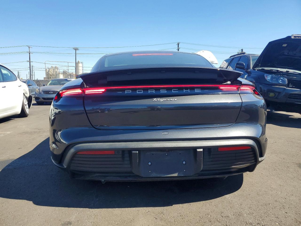 Porsche TAYCAN 2021 — Copart
