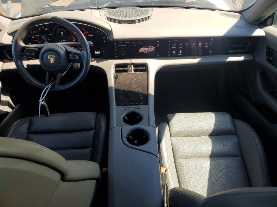 Porsche TAYCAN 2021 — Copart