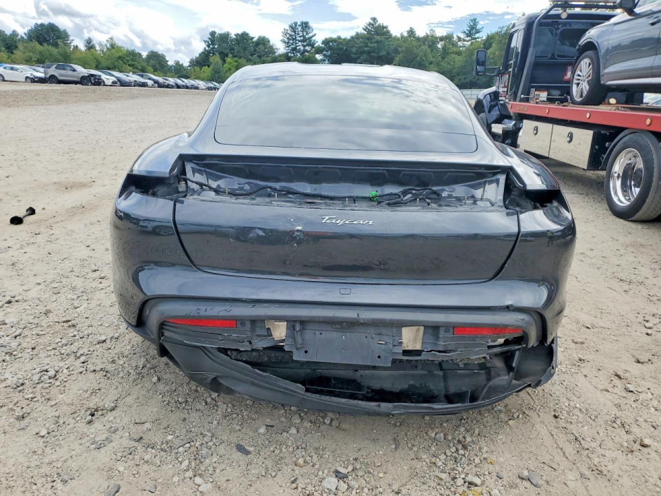Porsche TAYCAN 2022 — Copart