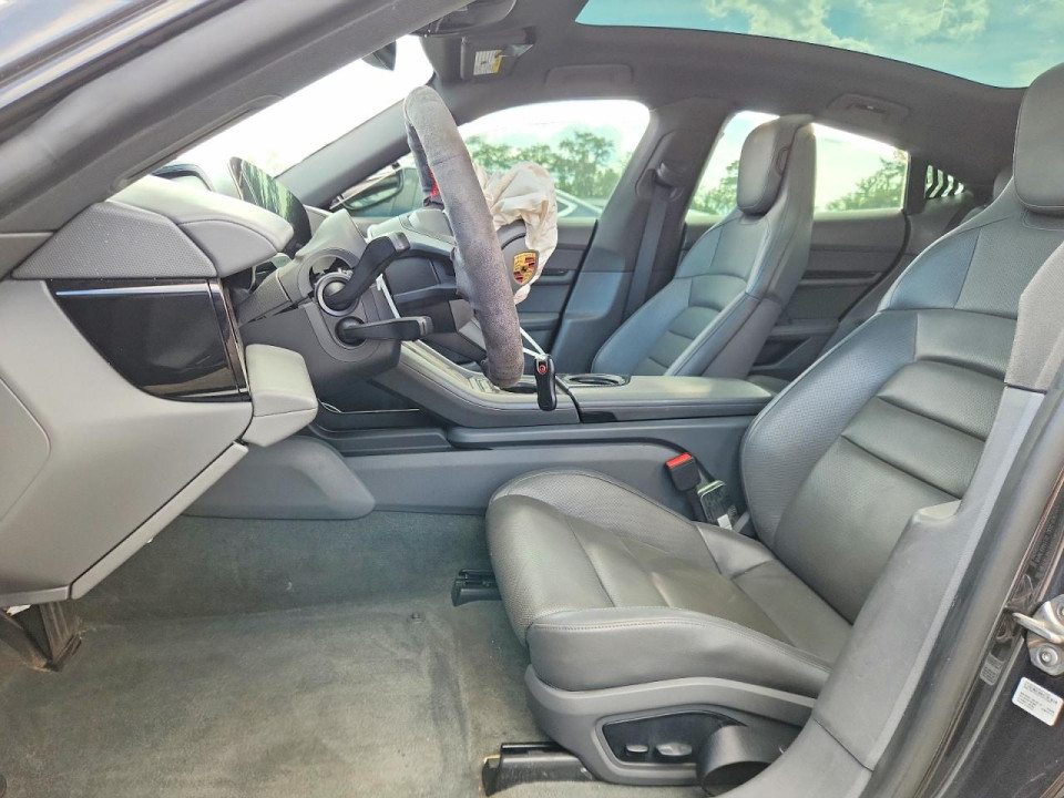 Porsche TAYCAN 2021 — Copart