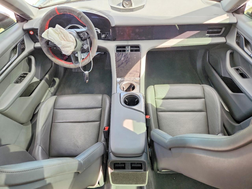 Porsche TAYCAN 2021 — Copart