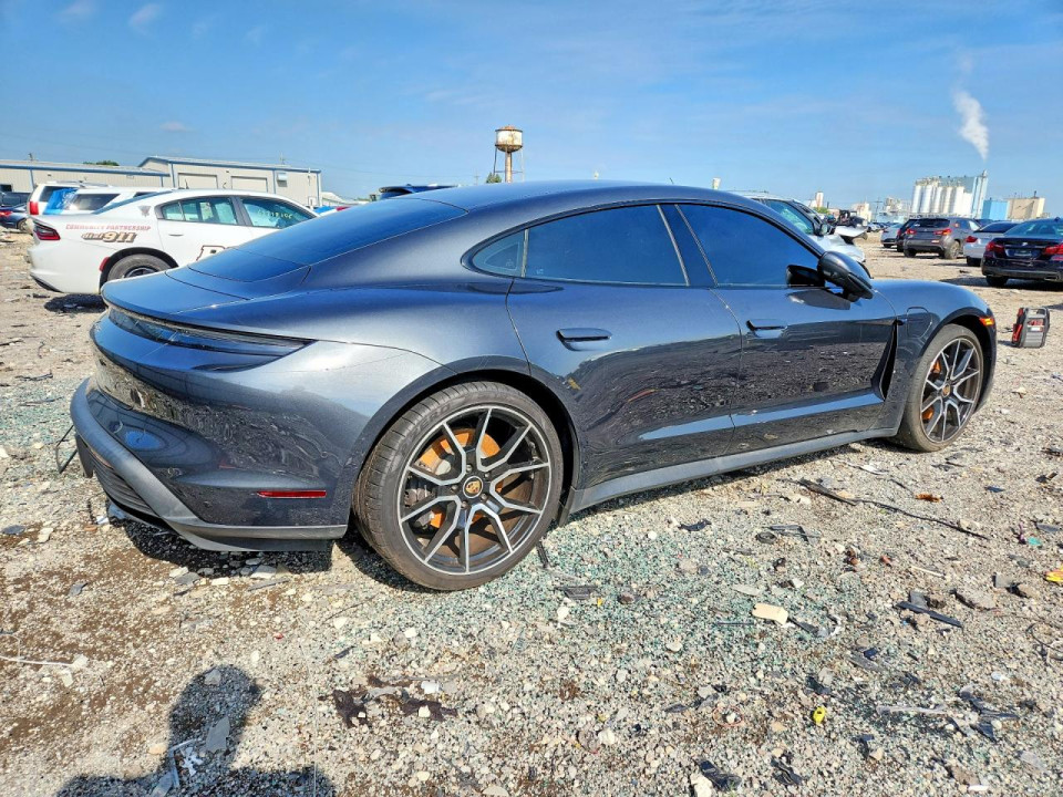 Porsche TAYCAN 2024 — Copart