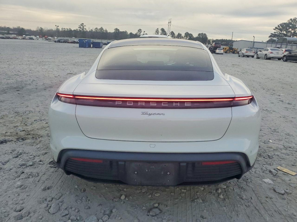 Porsche TAYCAN 2021 — Copart