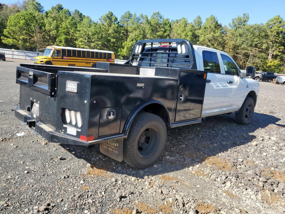 Ram 3500 TRADESMAN FLATBED TRUCK 2023 — Copart