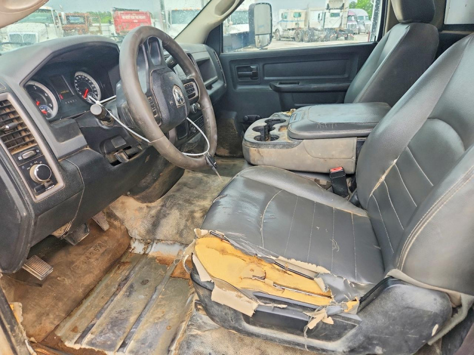 Ram 5500 BOX TRUCK 2014 — Copart