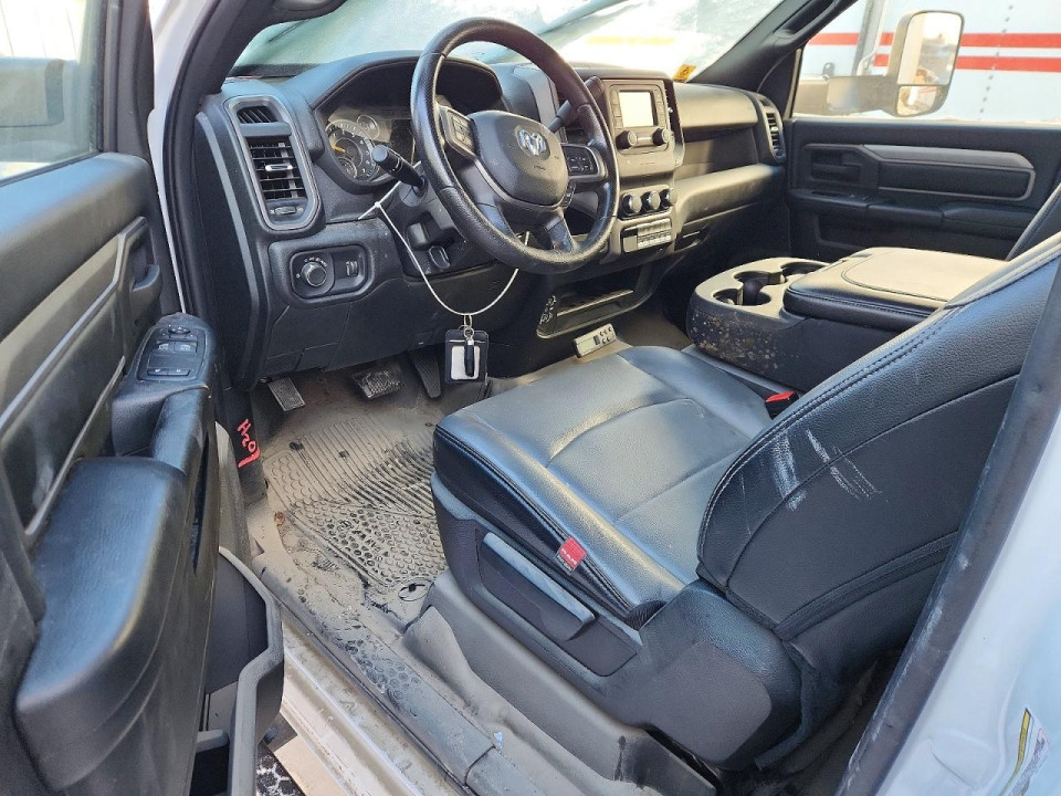 Ram 5500 REFRIGERATED BOX TRUCK 6.4L V8 2022 — Copart