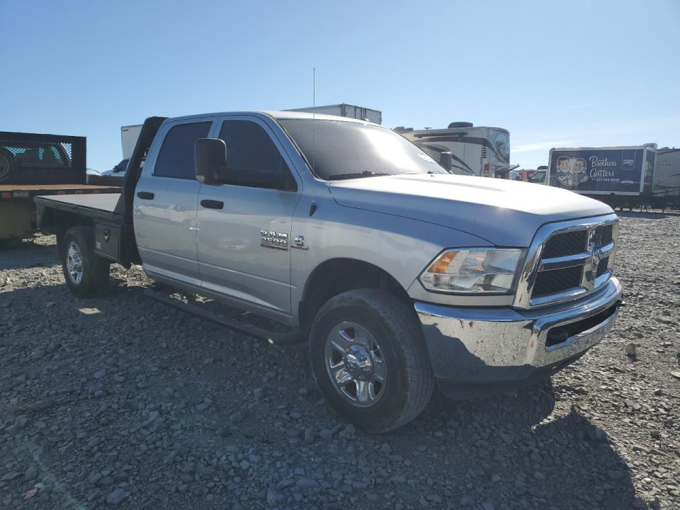 Ram 3500 FLATBED TRUCK 2018 — Copart