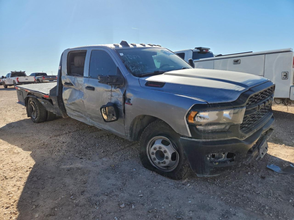Ram 3500 FLATBED TRUCK 2023 — Copart