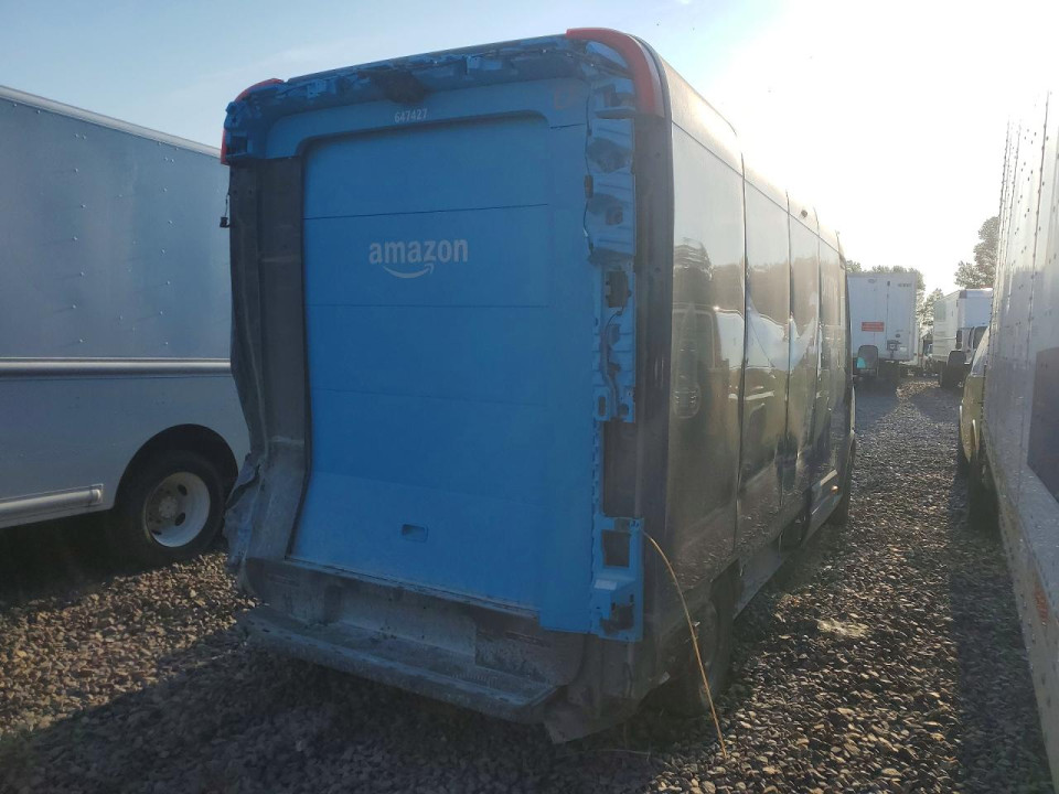 Rivian EDV 2025 — Copart
