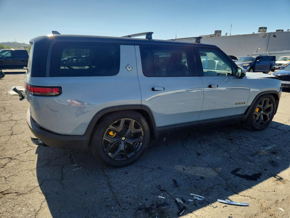 Rivian R1S 2025 — Copart