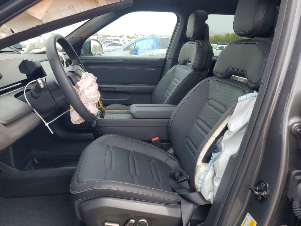Rivian R2 2027 — Copart