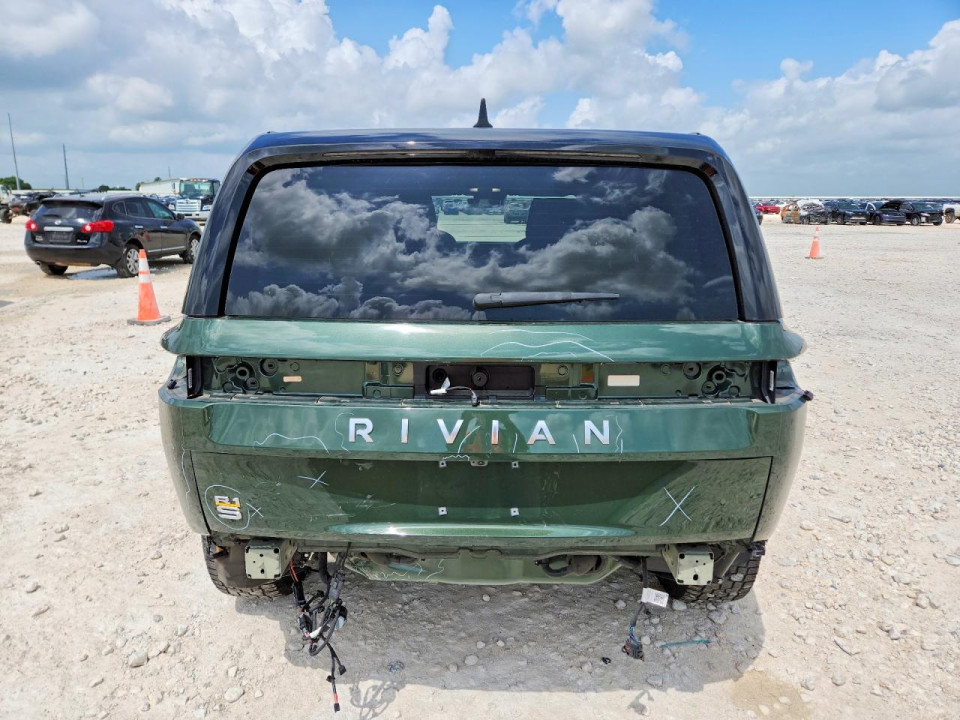 Rivian RIS 2023 — Copart