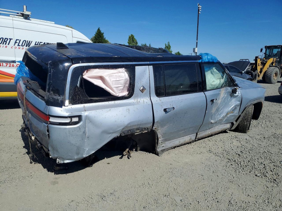Rivian RIS 2023 — Copart
