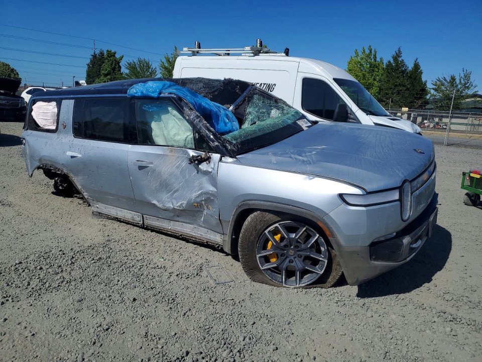 Rivian RIS 2023 — Copart