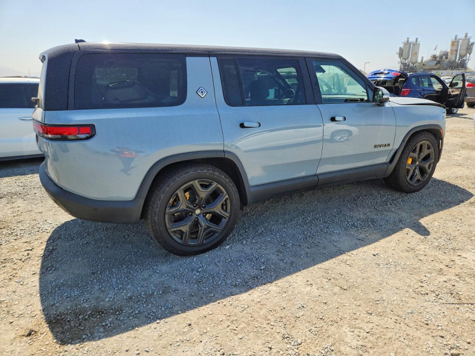 Rivian RIS 2023 — Copart