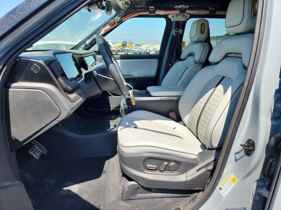Rivian RIS 2023 — Copart