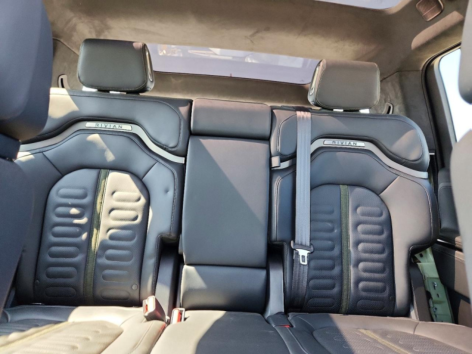 Rivian RIS 2023 — Copart