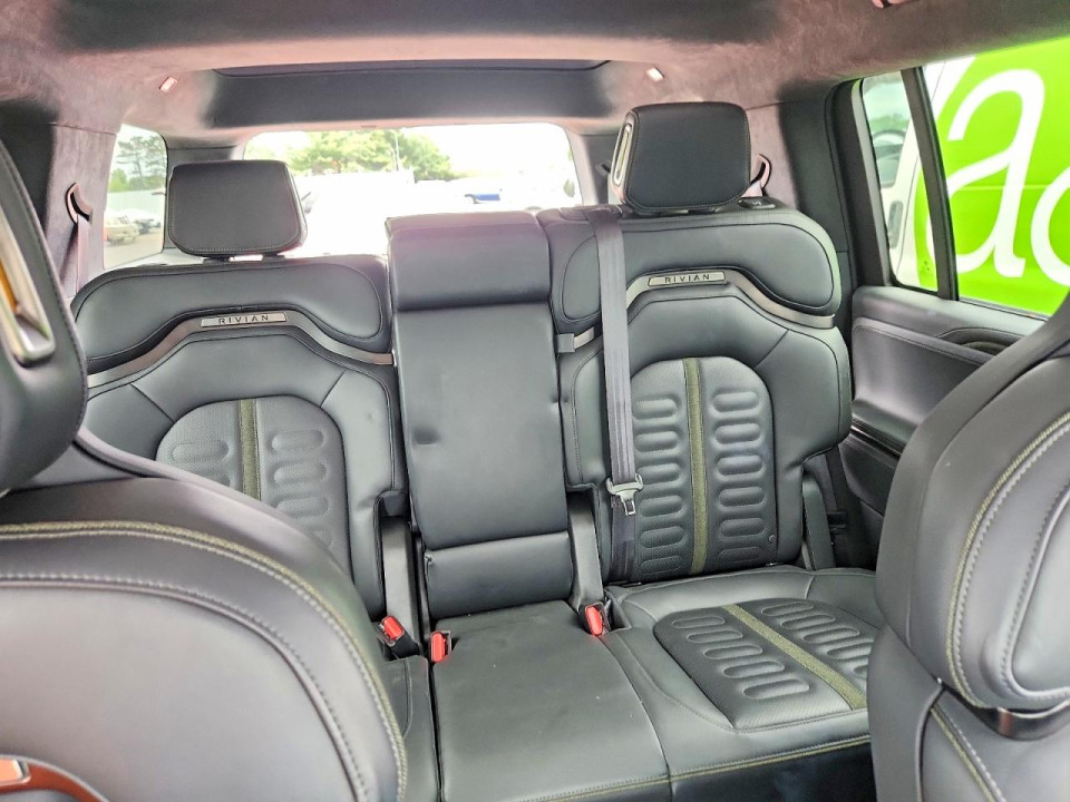 Rivian RIS 2025 — Copart