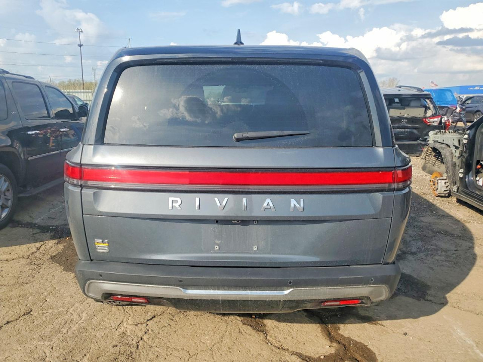 Rivian RIS 2023 — Copart