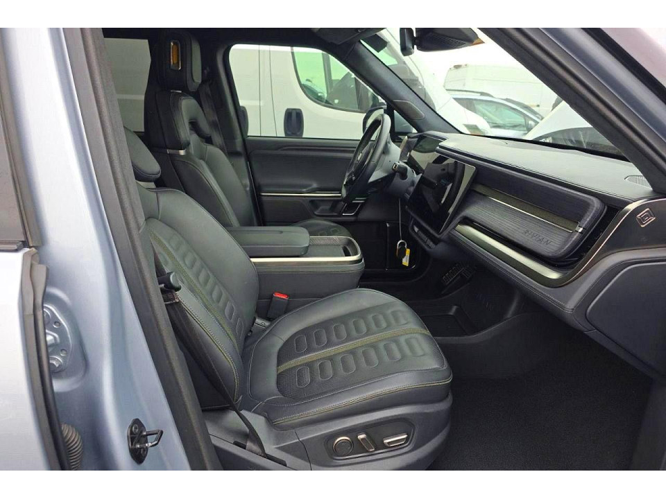 Rivian RIS 2023 — Copart