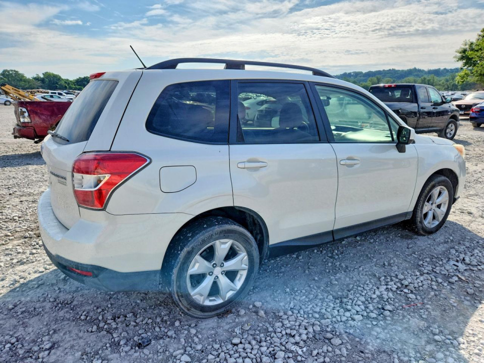 Subaru FORESTER 2015 — Copart