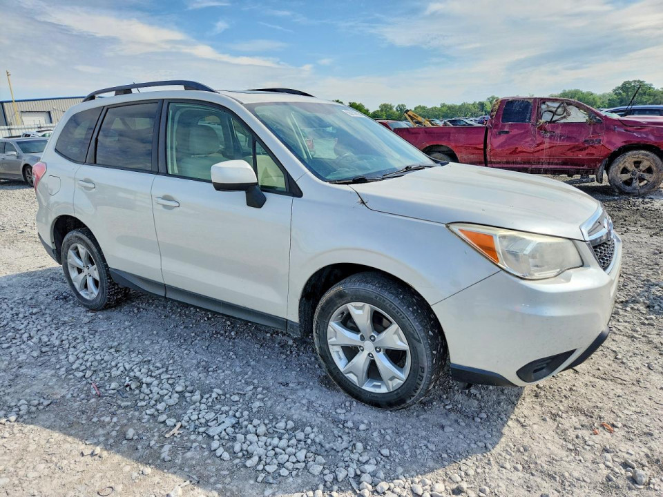 Subaru FORESTER 2015 — Copart