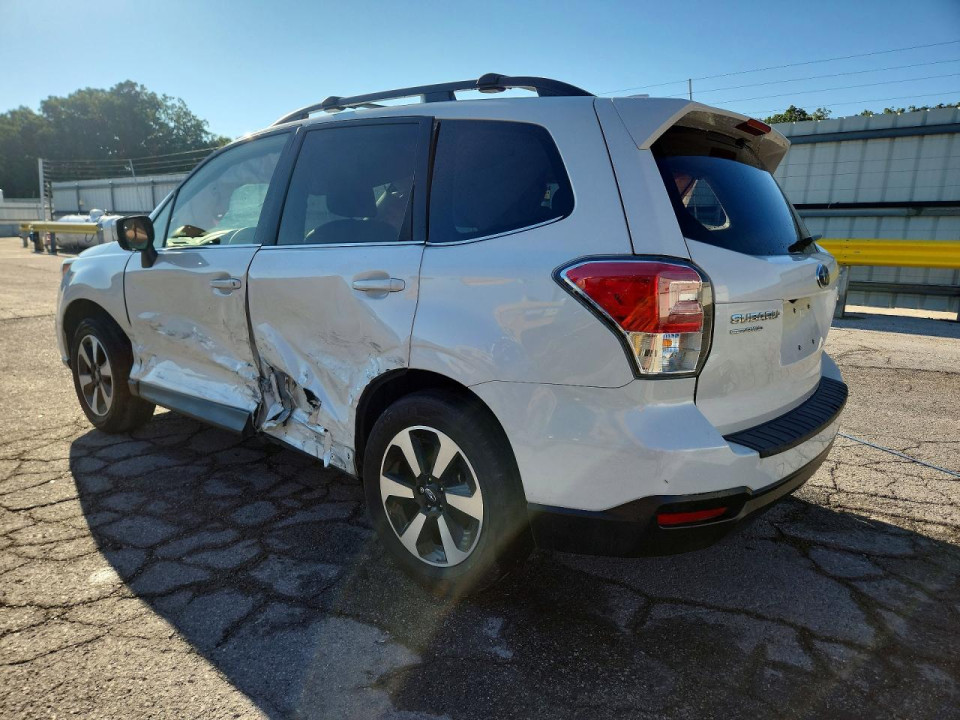 Subaru FORESTER 2017 — Copart