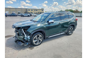 Subaru FORESTER 2023