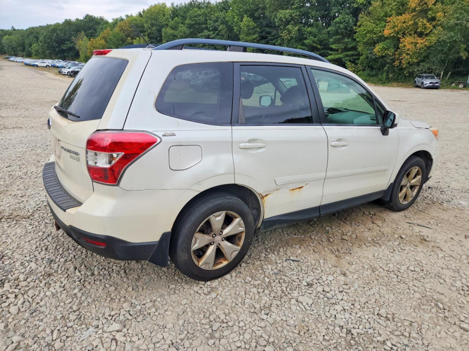 Subaru FORESTER 2015 — Copart