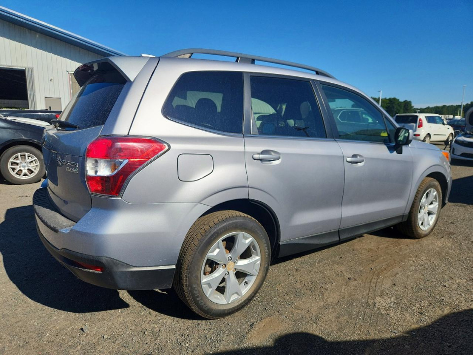 Subaru FORESTER 2016 — Copart