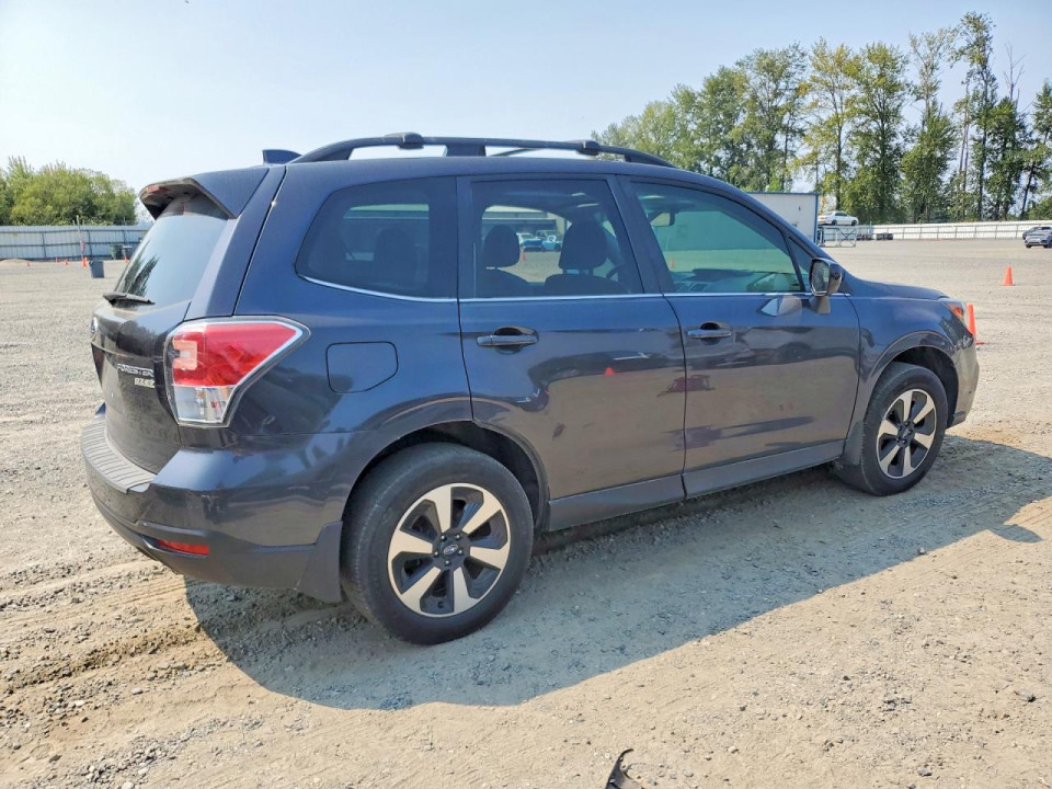 Subaru FORESTER 2017 — Copart
