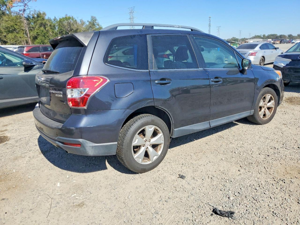 Subaru FORESTER 2015 — Copart