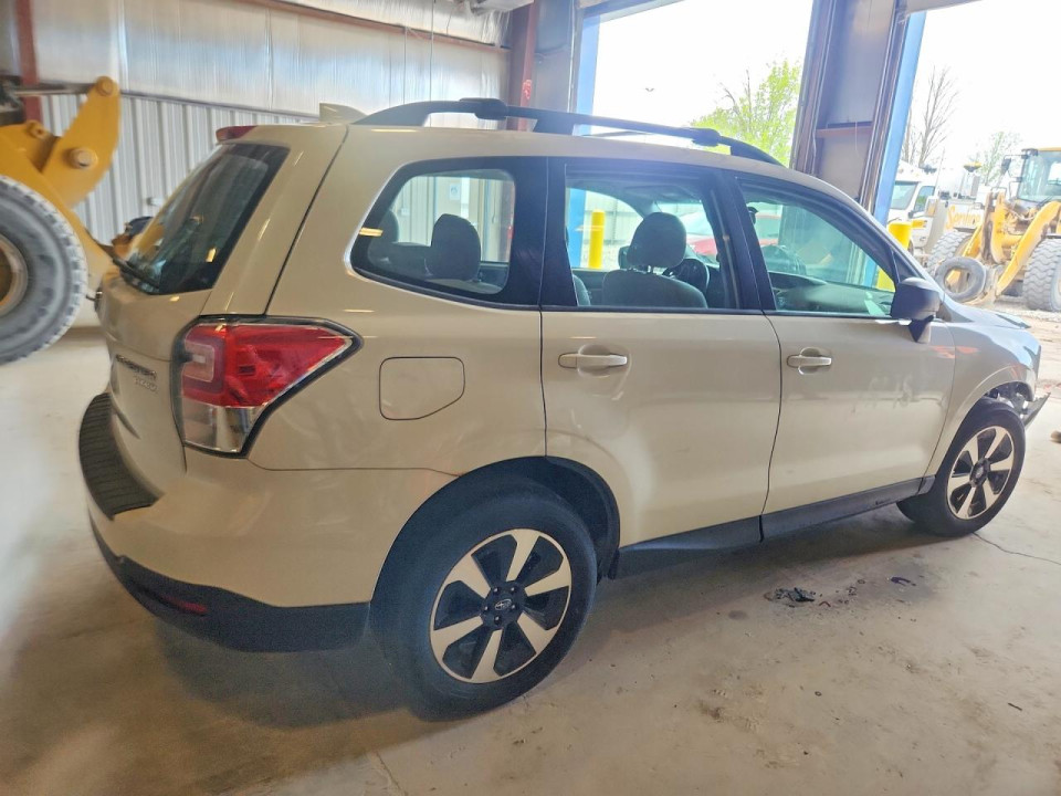 Subaru FORESTER 2017 — Copart