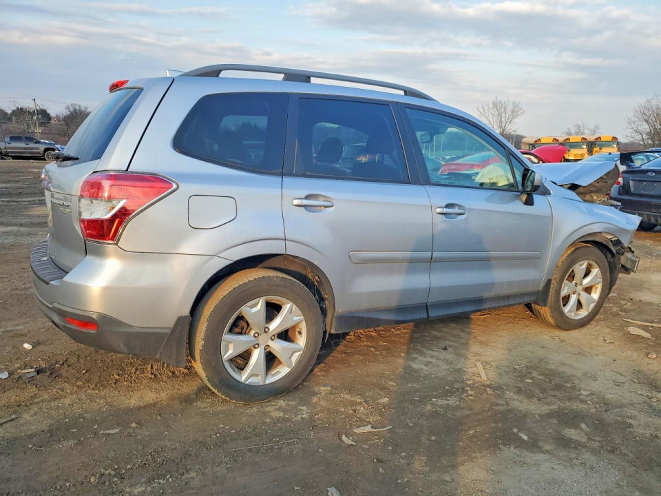 Subaru FORESTER 2016 — Copart