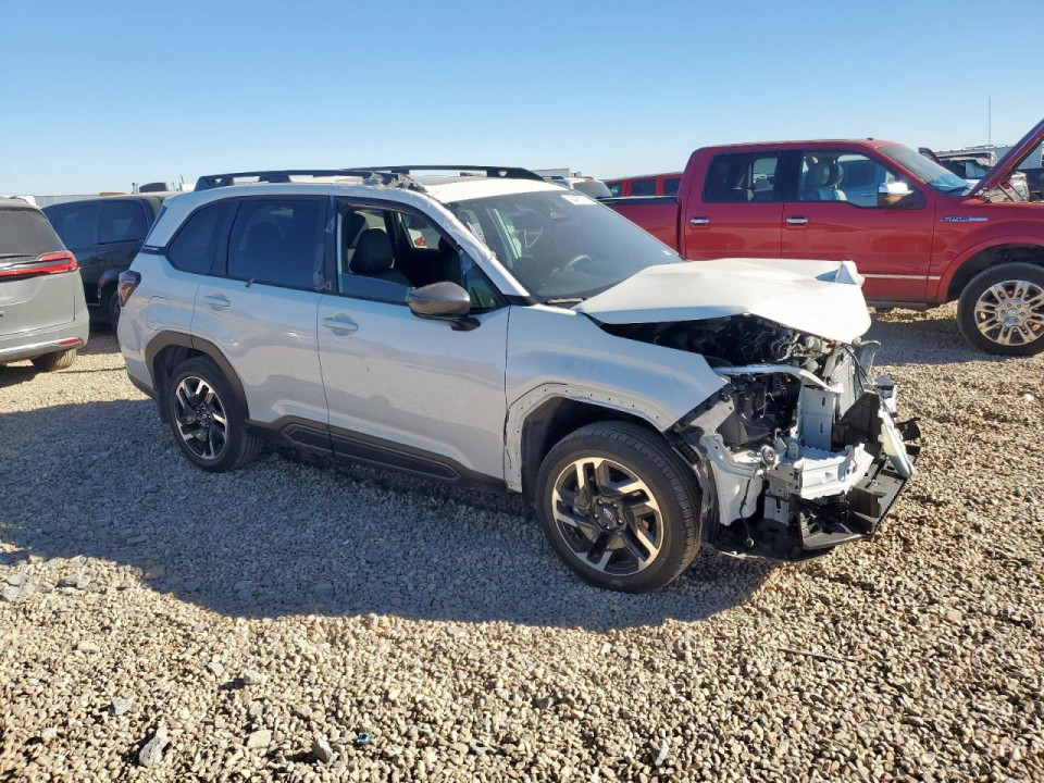 Subaru FORESTER 2025 — Copart