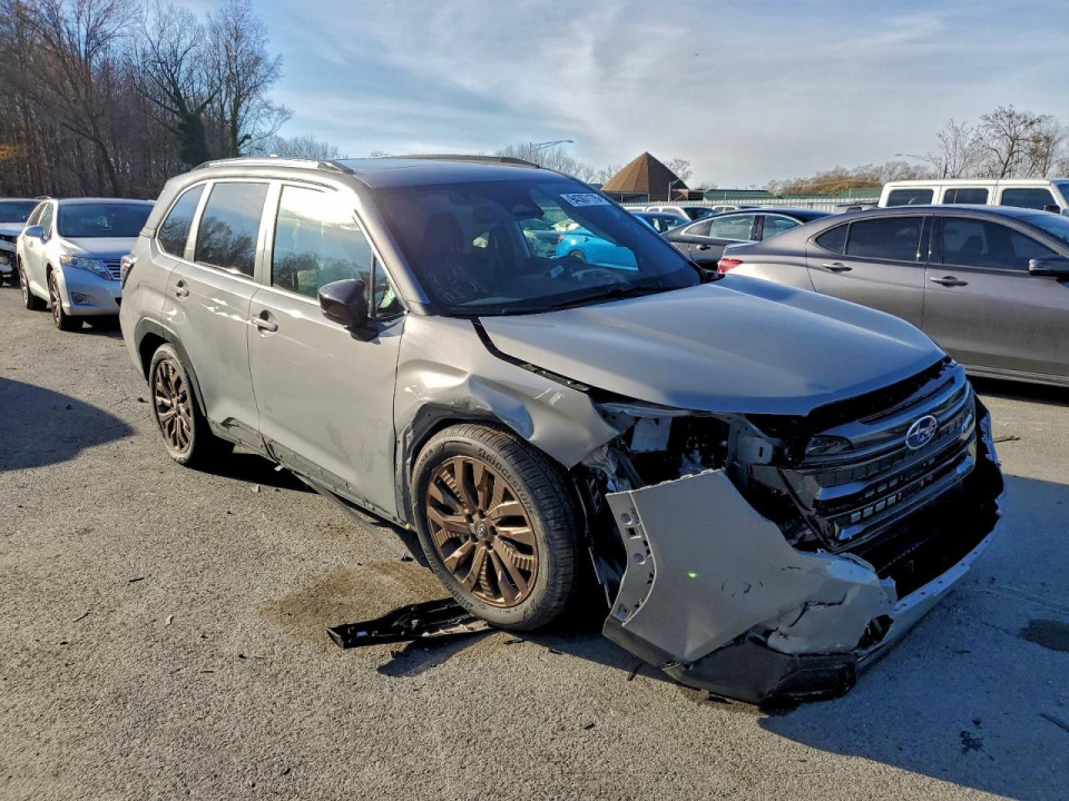 Subaru FORESTER 2025 — Copart