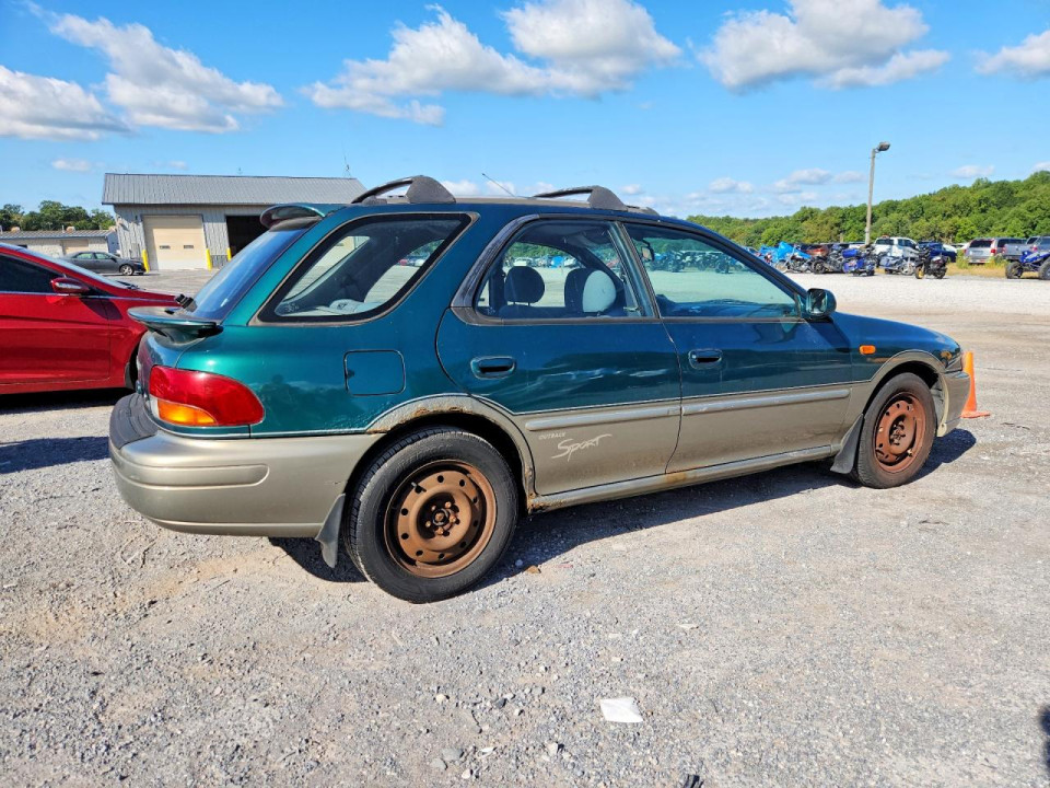 Subaru IMPREZA 2000 — Copart