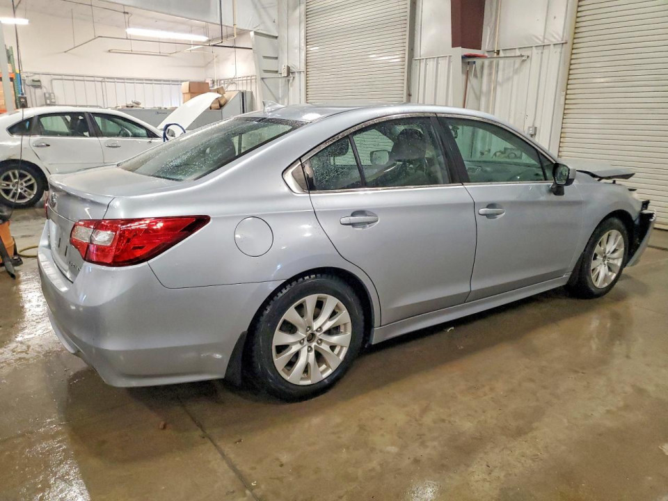 Subaru LEGACY 2016 — Copart