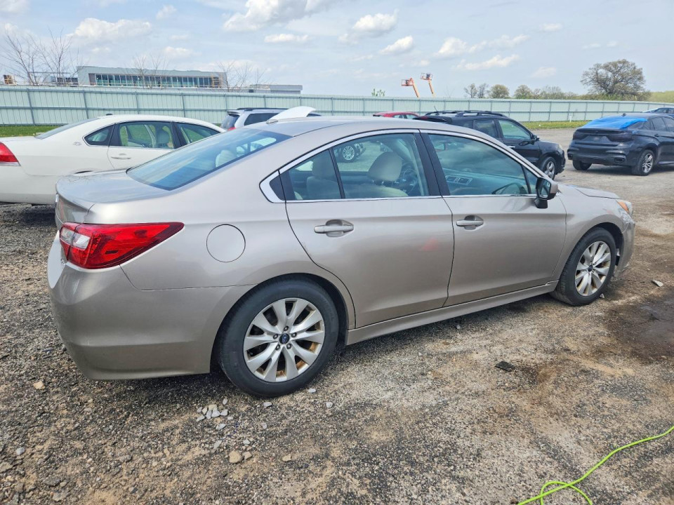 Subaru LEGACY 2015 — Copart