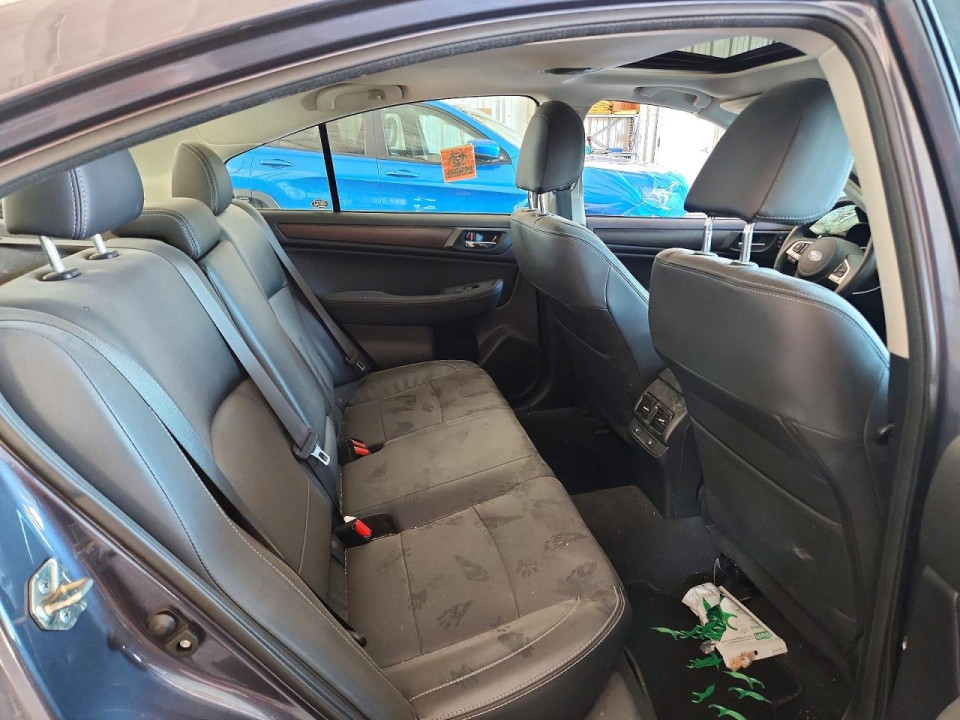 Subaru LEGACY 2017 — Copart