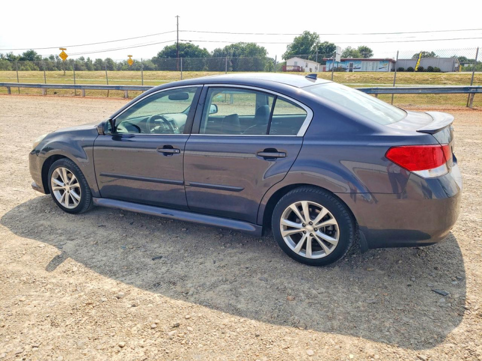 Subaru LEGACY 2013 — Copart