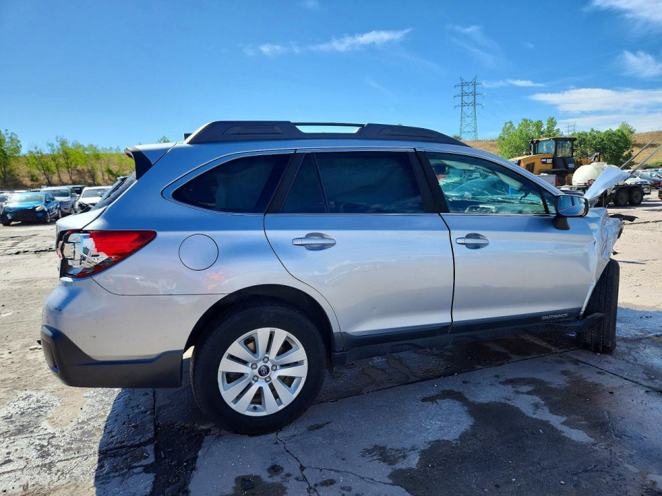 Subaru LEGACY 2018 — Copart