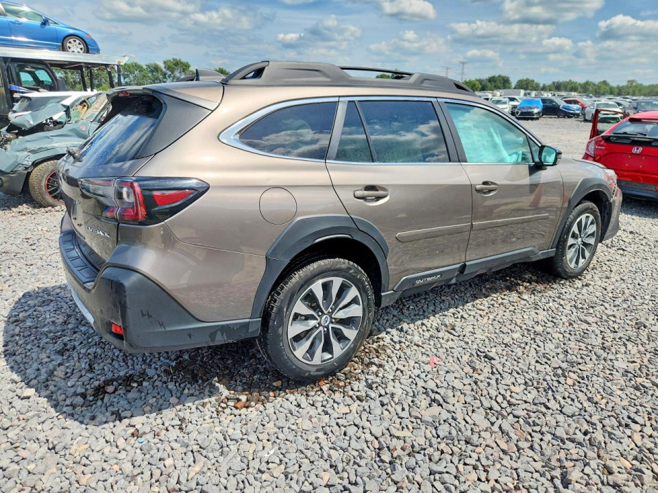 Subaru LEGACY 2024 — Copart